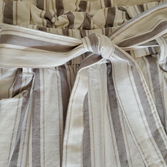 SOLD Thread & Supply paper bag pants - Picture 5 of 13